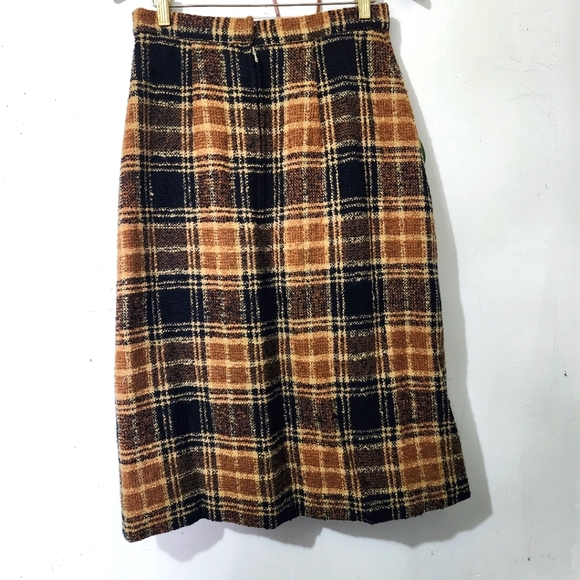 Vintage Wool Plaid Pleated Style Skirt - Picture 5 of 10